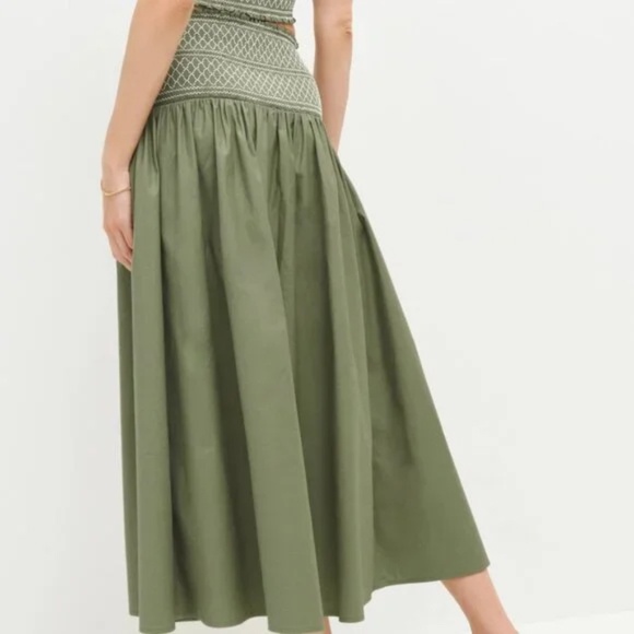 Reformation Haven Skirt in Artichoke Size Small - Picture 2 of 12